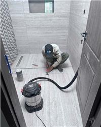 Thi Công Keo Chít Mạch Tilebond Epoxy Màu Xám S21 Cho Nhà Vệ Sinh Tại Khu Đô Thị Geleximco