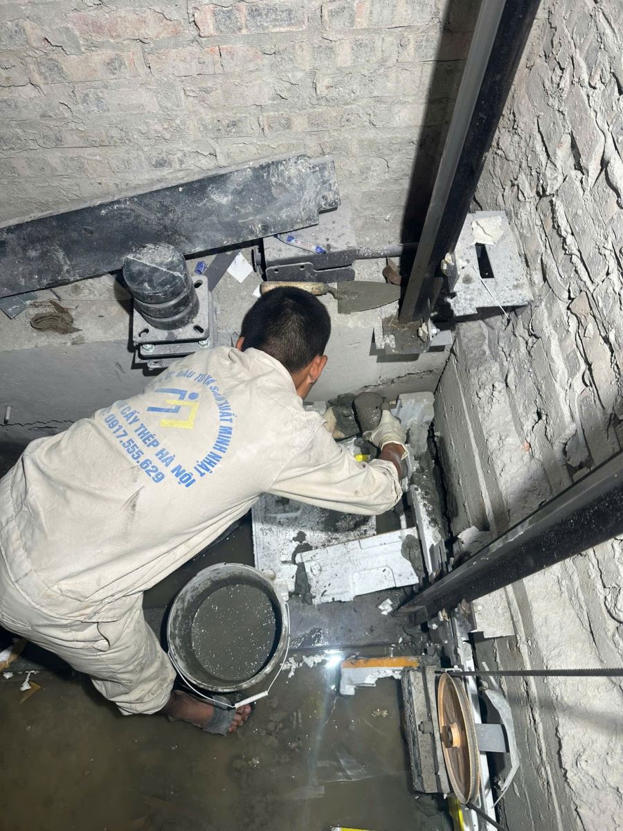 chống thấm hố thang máy