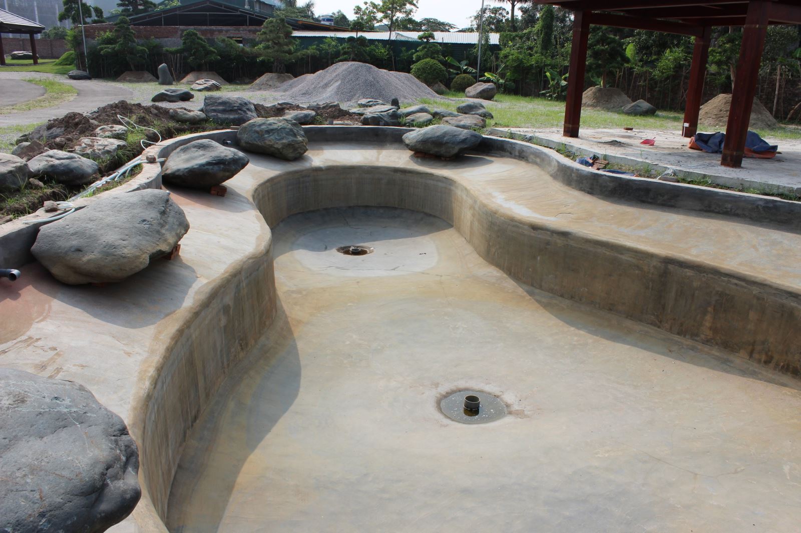 thi công chống thấm bể bơi