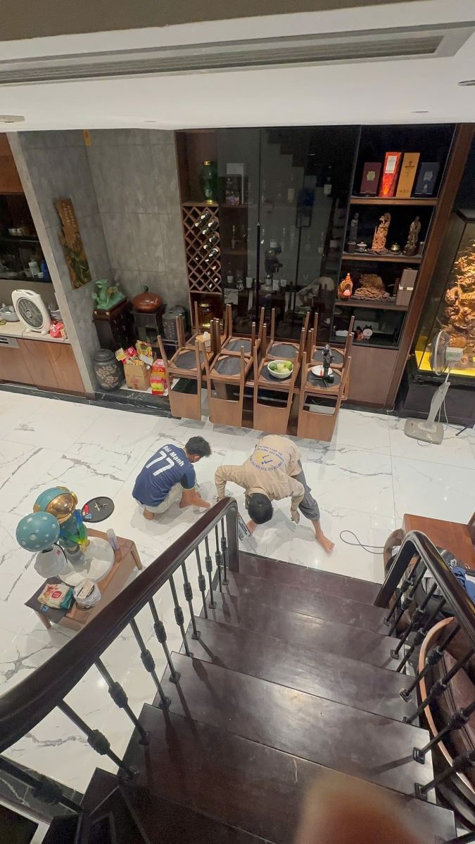 thi công keo chít mạch