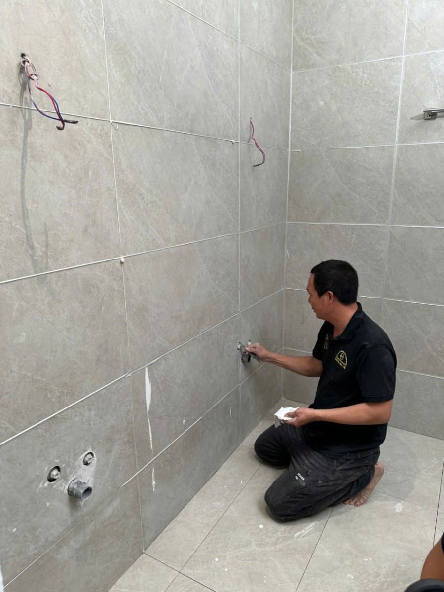 miết mạch gạch