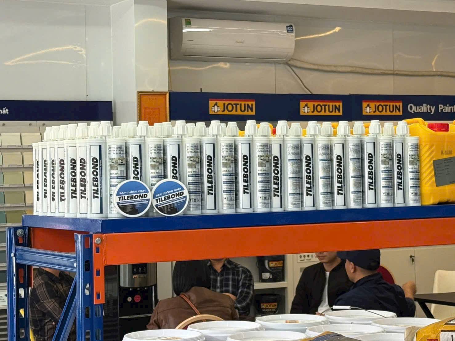 keo c hít mạch gạch